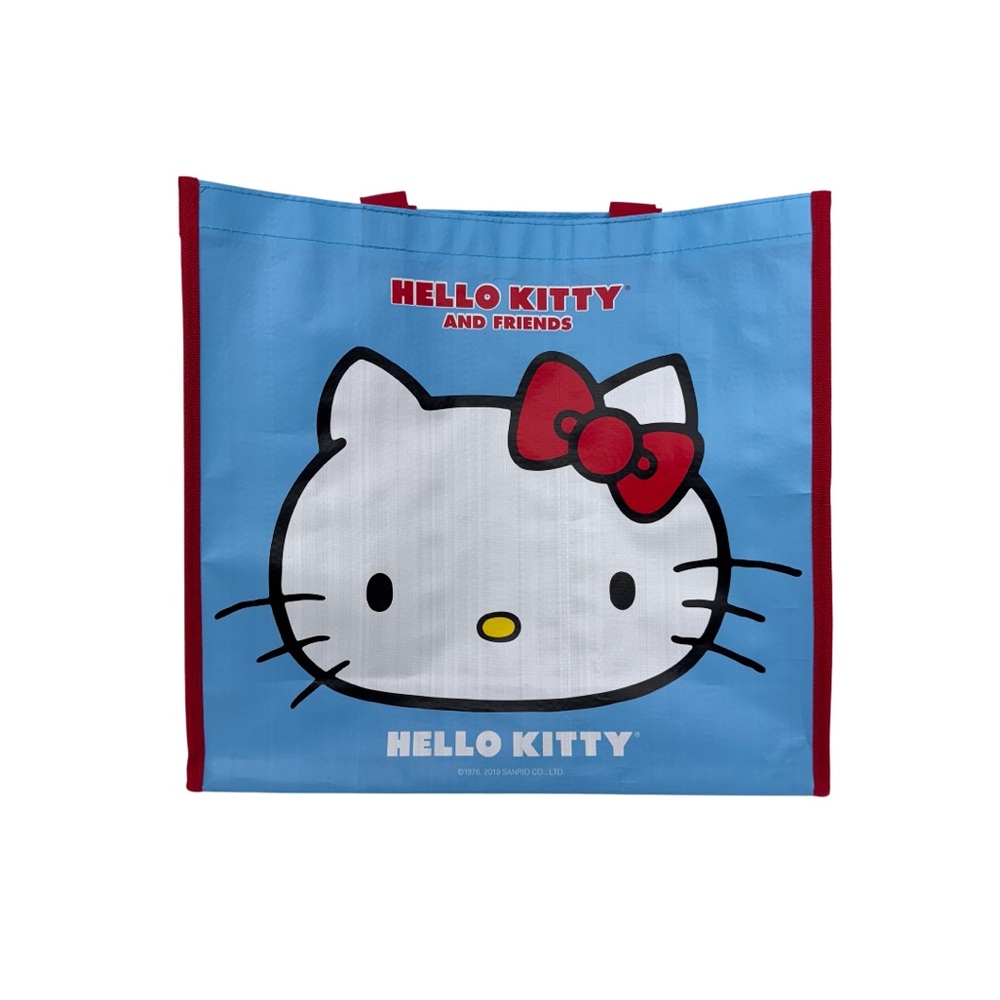 Leaving My Closet In December Sanrio World Market Hello Kitty Tote Bag Shopping